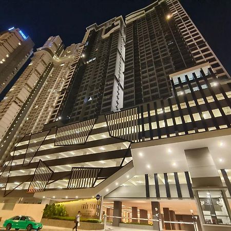 Twin Tower Johor Bahru By Glex Apartment Exterior photo