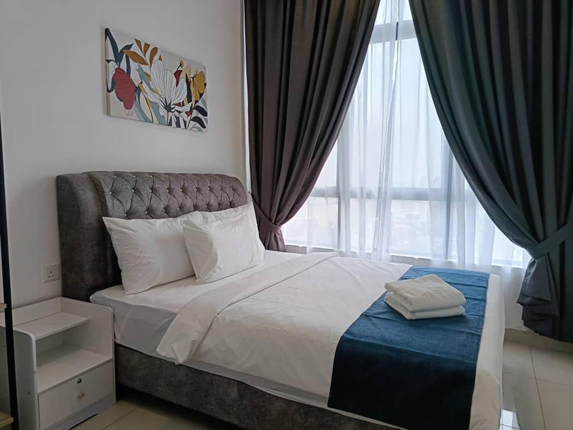 Twin Tower Johor Bahru By Glex Apartment Exterior photo