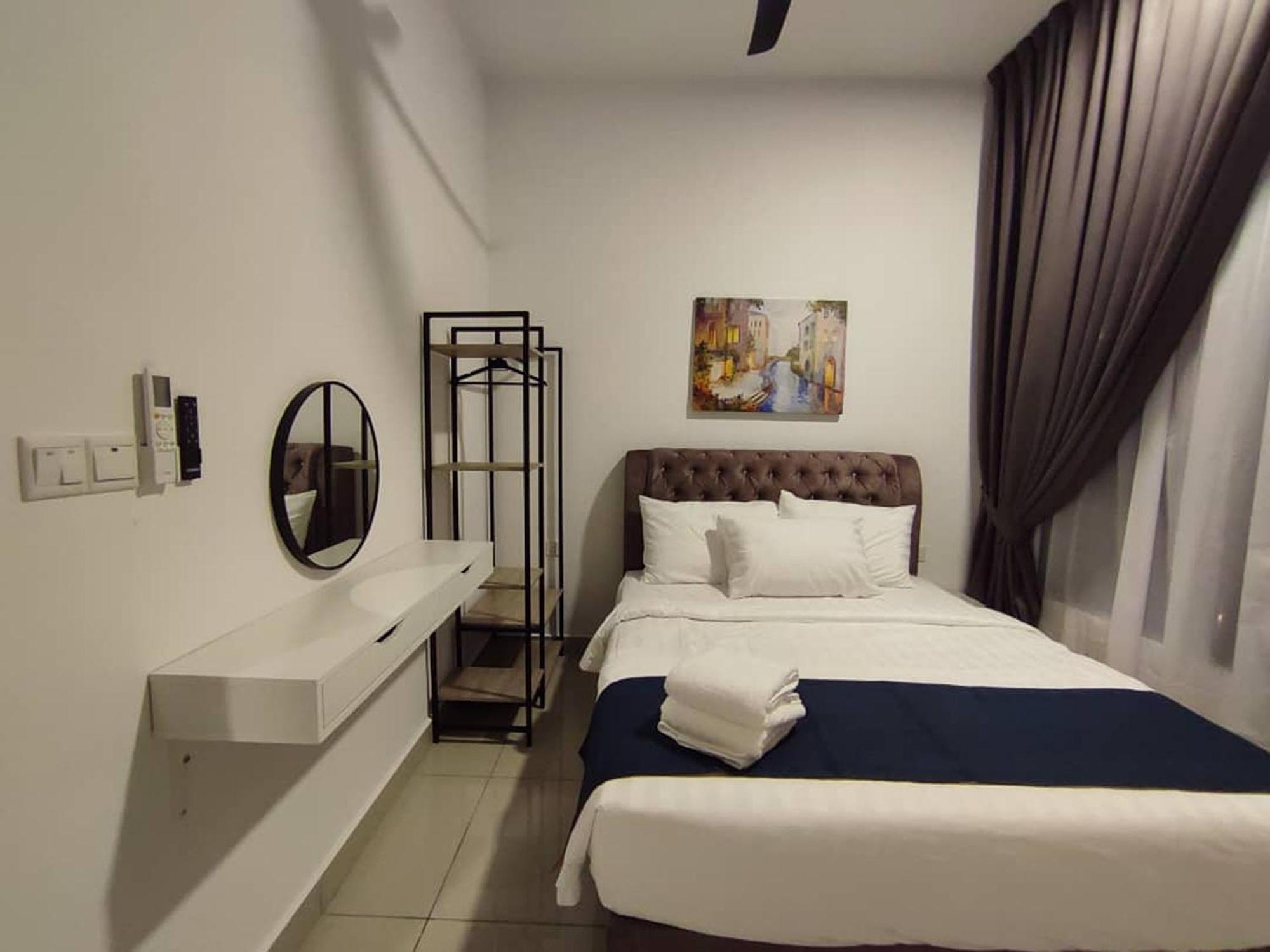 Twin Tower Johor Bahru By Glex Apartment Exterior photo