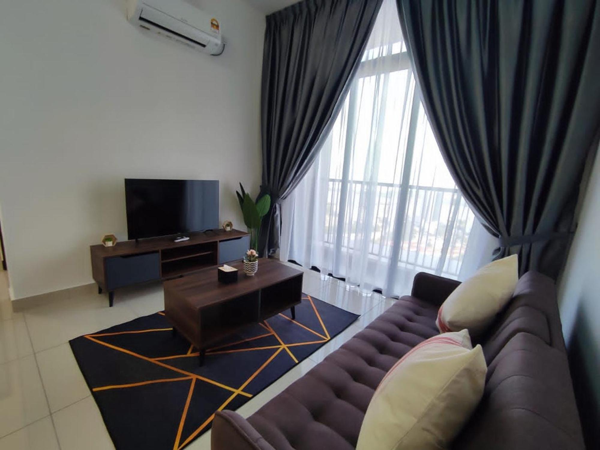 Twin Tower Johor Bahru By Glex Apartment Exterior photo