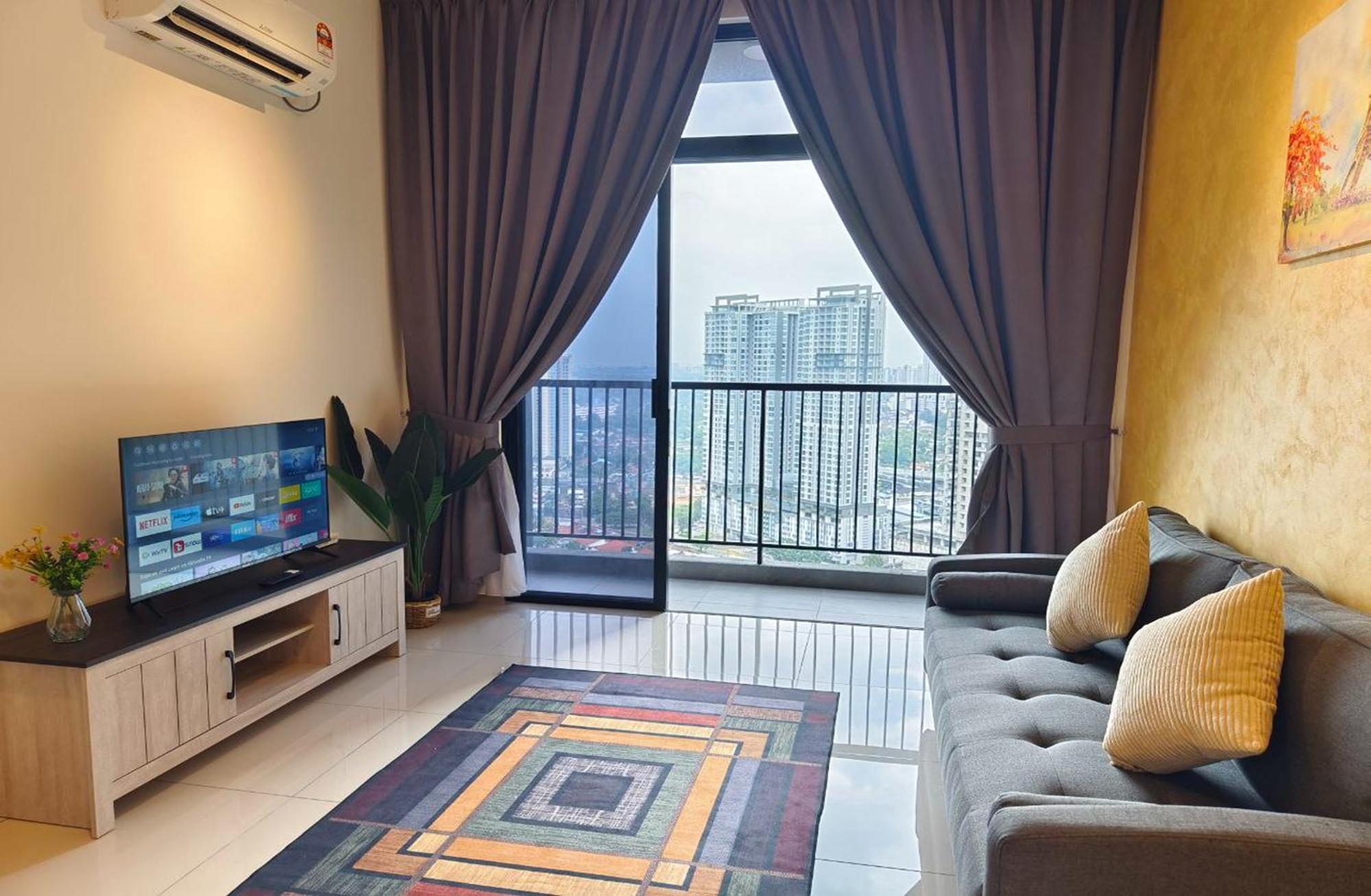 Twin Tower Johor Bahru By Glex Apartment Exterior photo