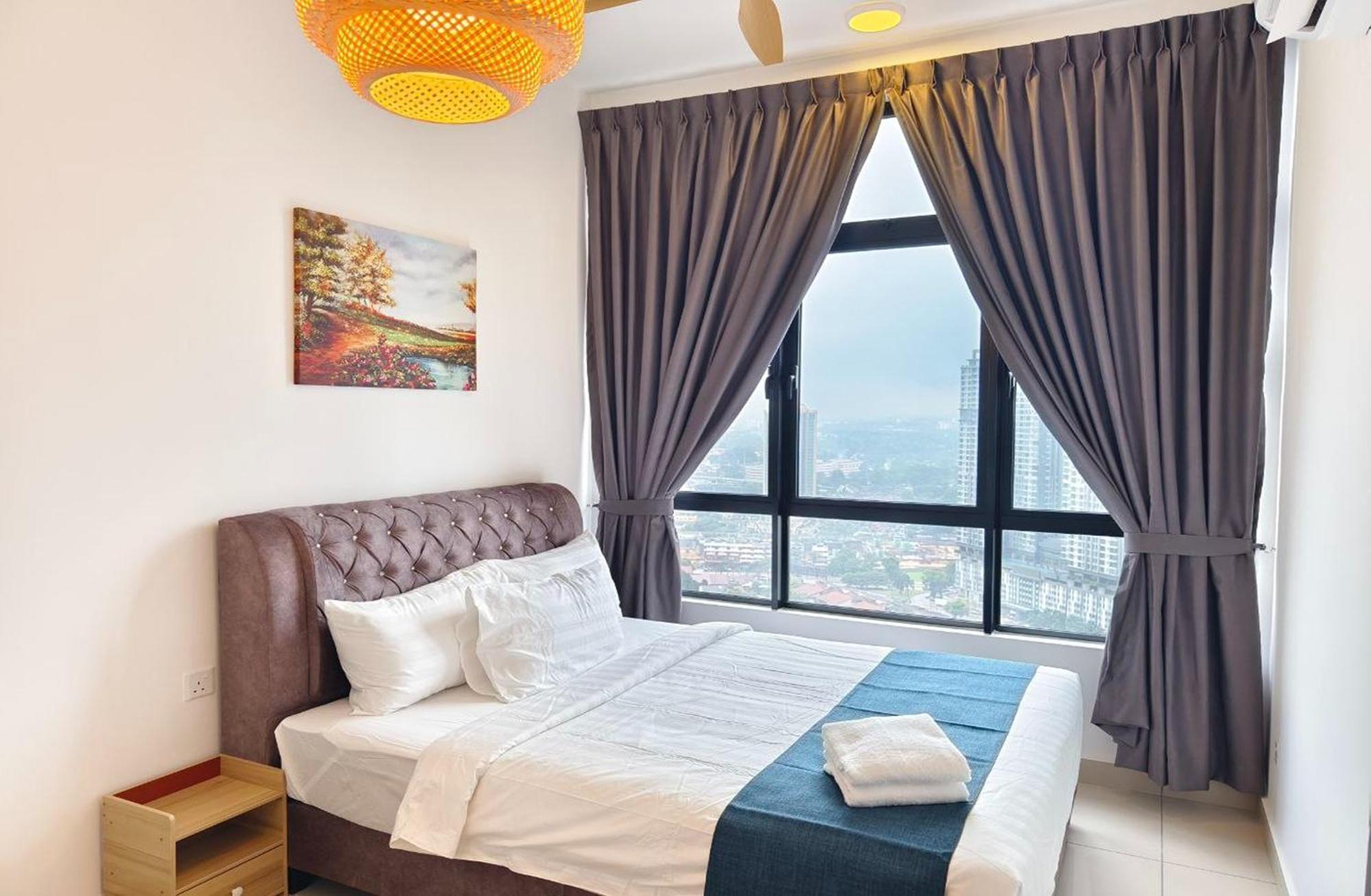 Twin Tower Johor Bahru By Glex Apartment Exterior photo